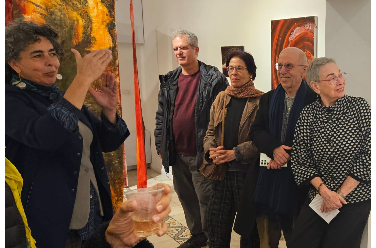 מתוך ערב פתיחת התערוכה הקבוצתית - המְּעַגֵּל